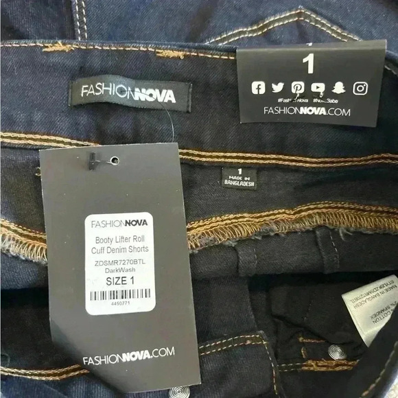 New with tags fashion nova dark wash blue booty lifter roll cuff denim shorts - Picture 3 of 6